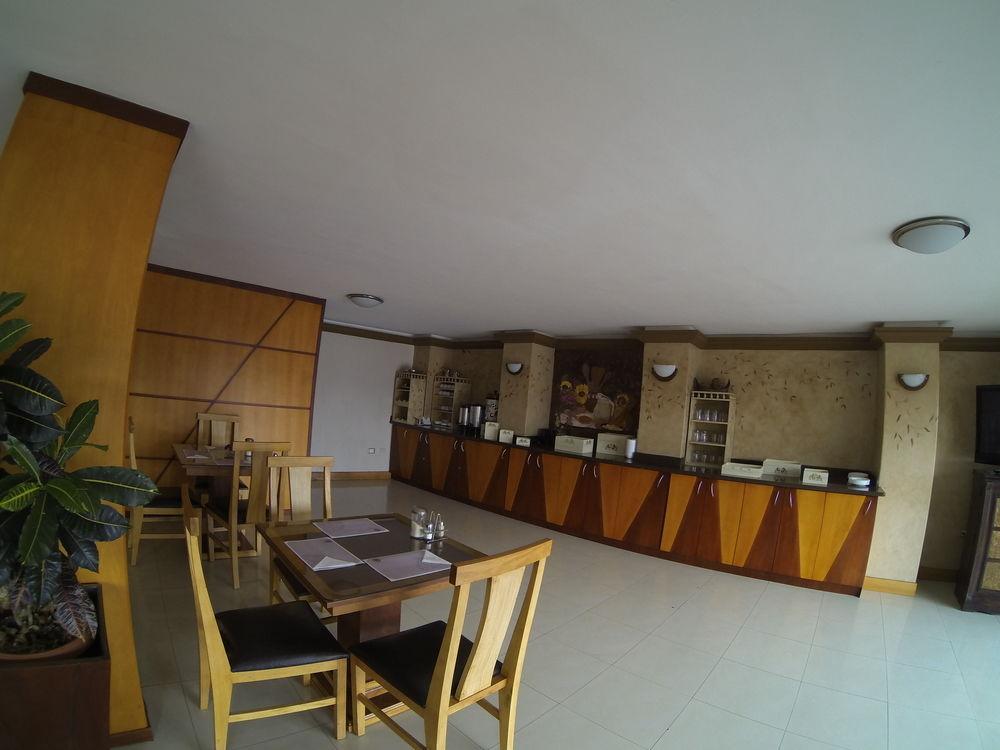 Hotel Santa Monica Cuenca Exterior foto