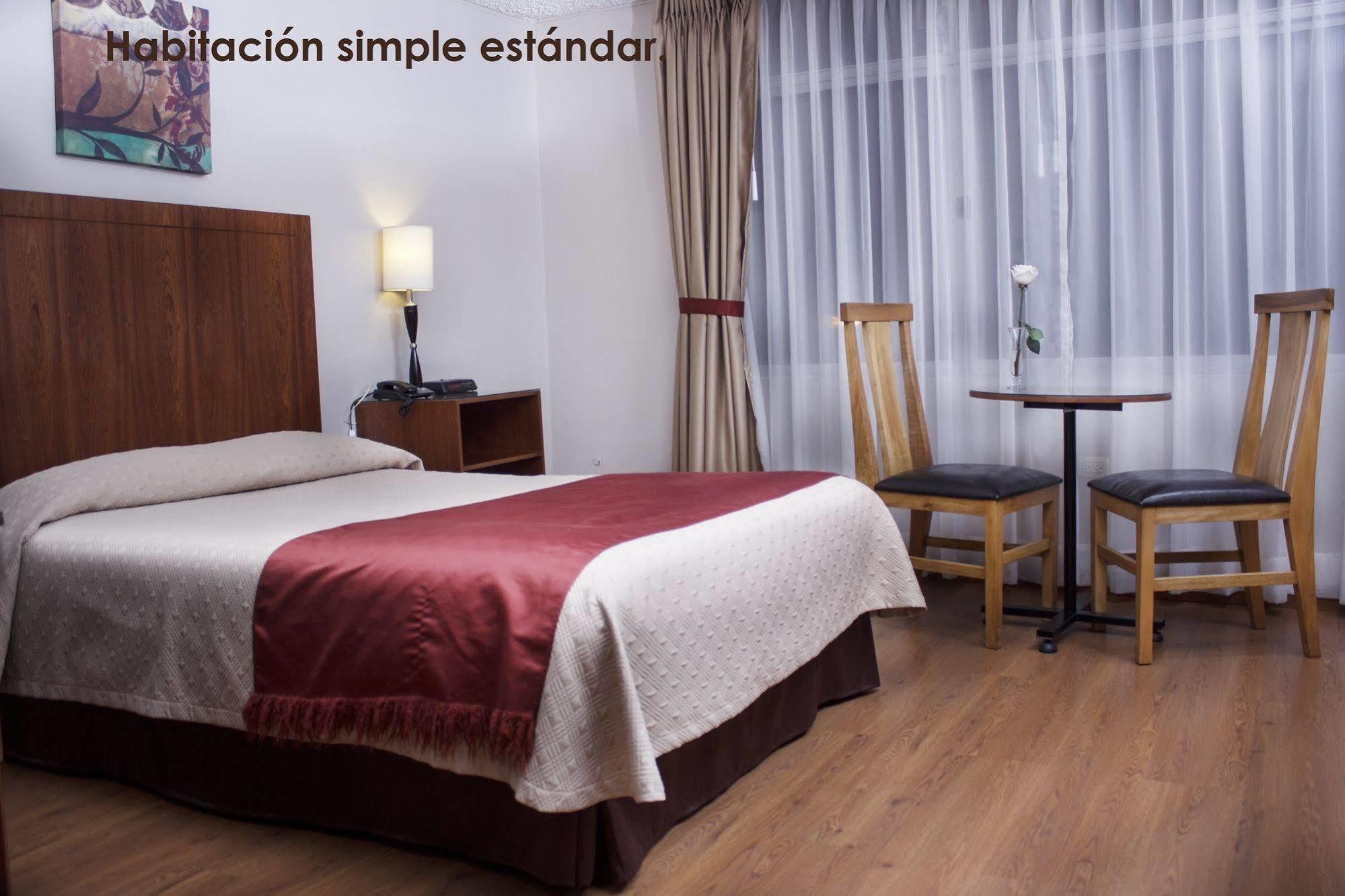 Hotel Santa Monica Cuenca Exterior foto